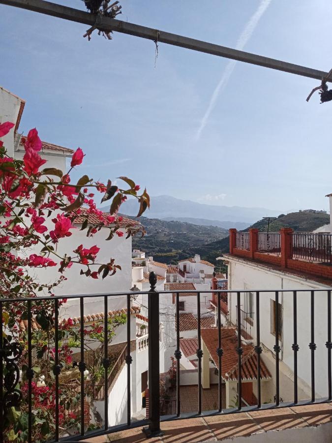 Casa De Luz Almachar